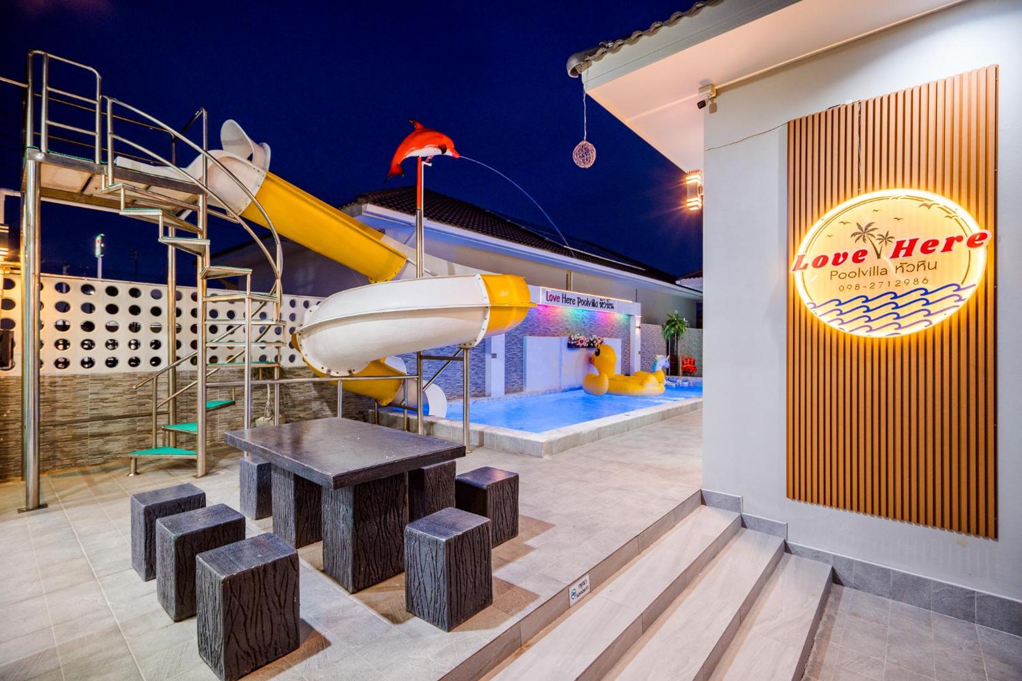 Here Poolvilla