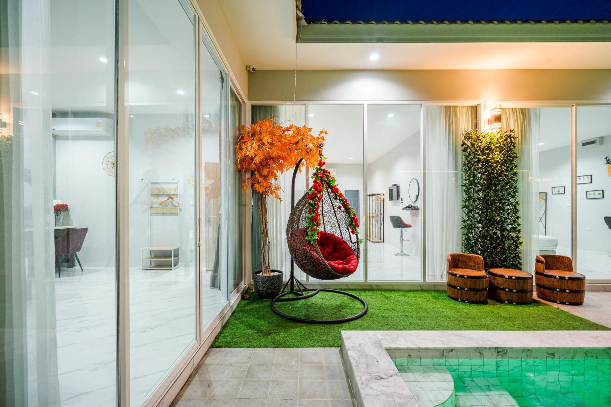 Here Poolvilla Hua Hin